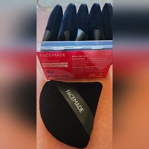 Face powder puffs for makeup